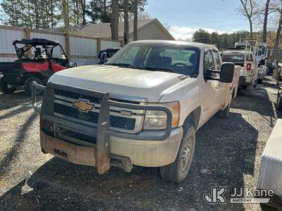 2012 Chevrolet Silverado 2500HD Extended-Cab Service Truck