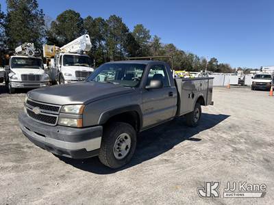 2006 Chevrolet Silverado 2500HD Service Truck