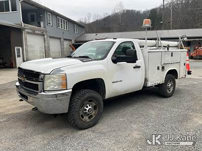 2011 Chevrolet Silverado 2500HD 4x4 Service Truck