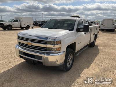 2015 Chevrolet Silverado 2500HD Extended-Cab Service Truck