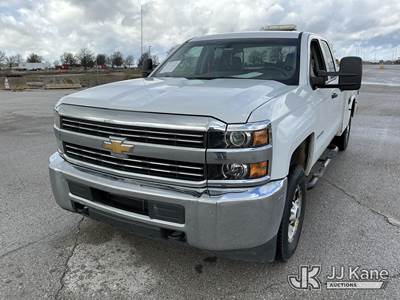 2015 Chevrolet Silverado 2500HD Extended-Cab Service Truck