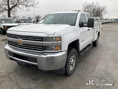 2015 Chevrolet Silverado 2500HD Extended-Cab Service Truck