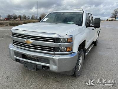 2017 Chevrolet Silverado 2500HD 4x4 Extended-Cab Service Truck