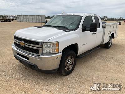 2012 Chevrolet Silverado 2500HD Extended-Cab Service Truck