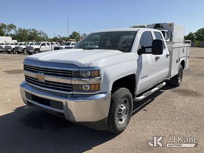 2017 Chevrolet Silverado 2500HD 4x4 Extended-Cab Service Truck