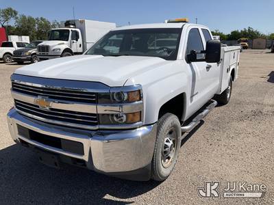 2016 Chevrolet Silverado 2500HD Extended-Cab Service Truck
