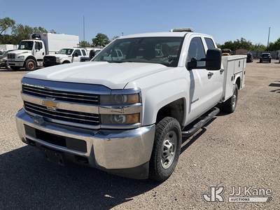 2015 Chevrolet Silverado 2500HD Extended-Cab Service Truck