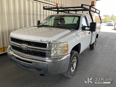 2010 Chevrolet Silverado 2500HD Service Truck