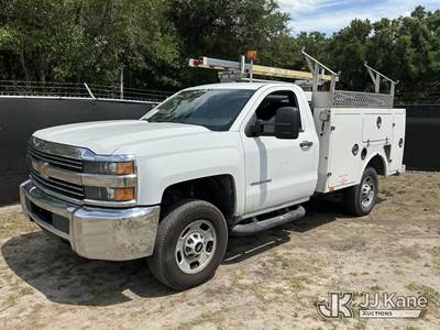 2016 Chevrolet Silverado 2500HD 4x4 Enclosed Service Truck