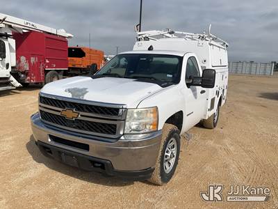 2013 Chevrolet Silverado 2500HD Enclosed High-Top Service Truck