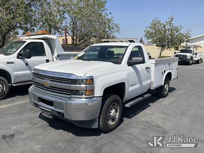 2017 Chevrolet Silverado 2500HD Work Truck Utility Truck