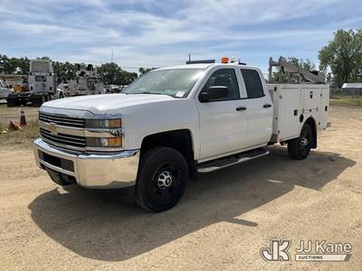 2015 Chevrolet Silverado 2500HD Extended-Cab Service Truck