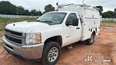 2012 Chevrolet Silverado 2500HD Enclosed Service Truck