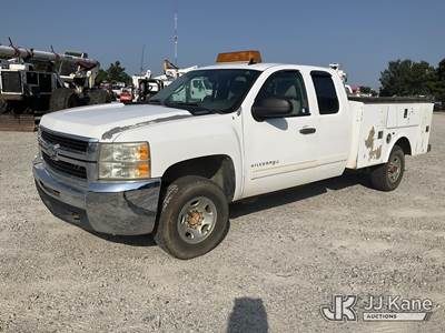 2008 Chevrolet Silverado 2500HD Extended-Cab Service Truck