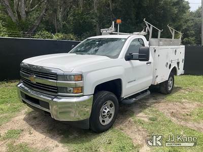 2016 Chevrolet Silverado 2500HD 4x4 Enclosed Service Truck