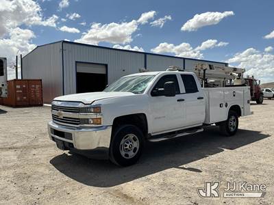 2016 Chevrolet Silverado 2500HD Extended-Cab Service Truck