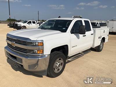 2016 Chevrolet Silverado 2500HD Extended-Cab Service Truck