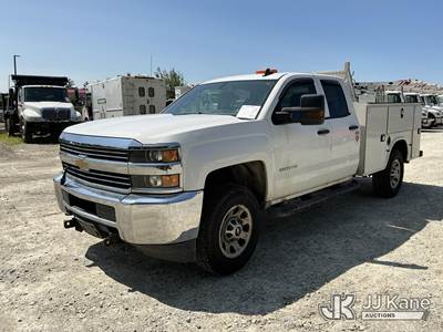 2016 Chevrolet Silverado 2500HD Extended-Cab Service Truck