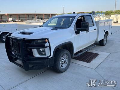 2020 Chevrolet Silverado 2500HD 4x4 Extended-Cab Service Truck
