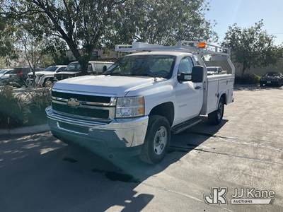 2011 Chevrolet Silverado 2500HD Service Truck