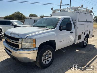 2013 Chevrolet Silverado 2500HD Enclosed Service Truck