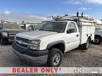 2004 Chevrolet Silverado 2500HD Service Truck