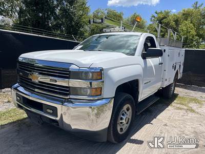 2015 Chevrolet Silverado 2500HD Enclosed Service Truck