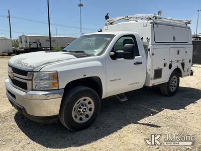 2013 Chevrolet Silverado 2500HD Enclosed Service Truck