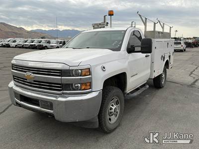 2016 Chevrolet Silverado 2500HD 4x4 Enclosed Service Truck