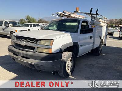 2003 Chevrolet Silverado 2500HD Service Truck