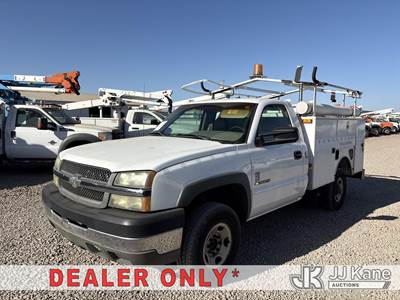 2004 Chevrolet Silverado 2500HD Service Truck