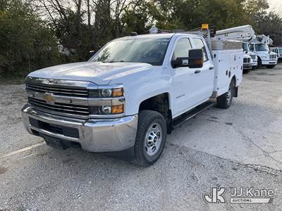 2017 Chevrolet Silverado 2500HD Crew-Cab Service Truck