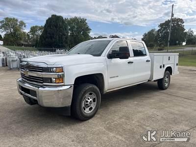 2018 Chevrolet Silverado 2500HD 4x4 Crew-Cab Service Truck