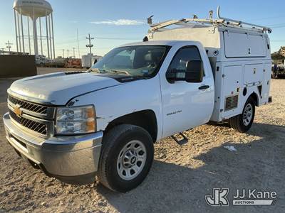 2012 Chevrolet Silverado 2500HD Enclosed Service Truck