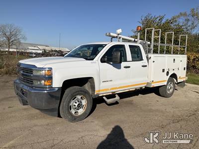 2015 Chevrolet Silverado 2500HD Extended-Cab Service Truck
