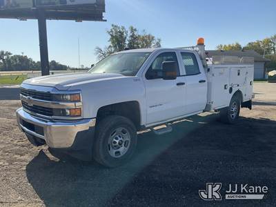2015 Chevrolet Silverado 2500HD 4x4 Extended-Cab Service Truck