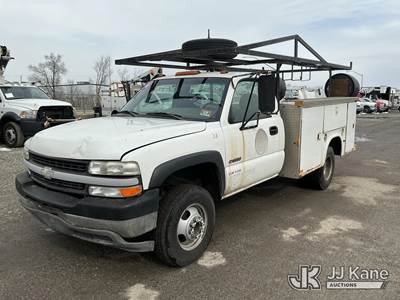 2001 Chevrolet Silverado 3500 2WD Service Truck