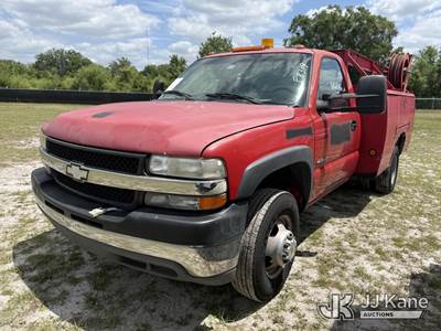 2002 Chevrolet Silverado 3500 Service Truck