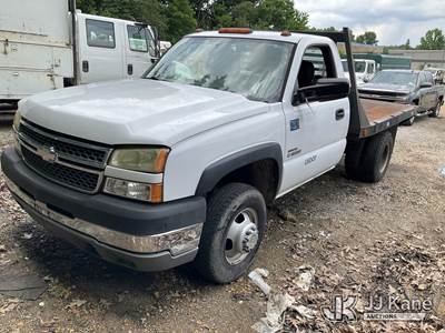 2005 Chevrolet Silverado 3500 Flatbed Truck