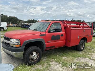 2002 Chevrolet Silverado 3500 Service Truck