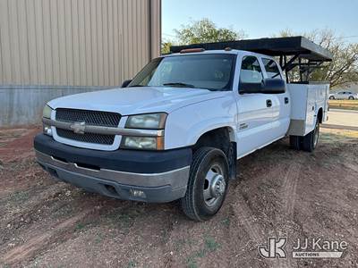 2004 Chevrolet Silverado 3500 Crew-Cab Service Truck