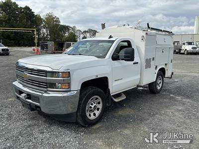Chevrolet Silverado 3500HD Mechanic / Service Truck