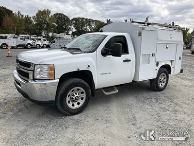 Chevrolet Silverado 3500HD Mechanic / Service Truck