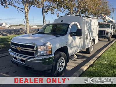 2012 Chevrolet Silverado 3500HD Enclosed Service Truck