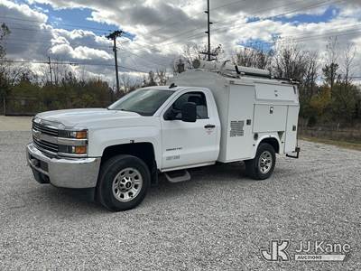 2015 Chevrolet Silverado 3500HD Enclosed Service Truck