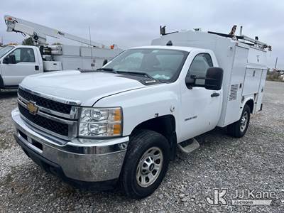 2012 Chevrolet Silverado 3500HD Enclosed Service Truck