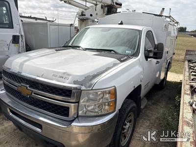 2012 Chevrolet Silverado 3500HD Work Truck Long Box Enclosed Service Truck