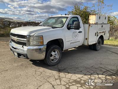 2009 Chevrolet Silverado 3500HD Work Truck Regular Cab Service Truck