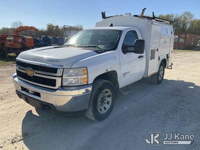 2014 Chevrolet Silverado 3500HD Enclosed Service Truck