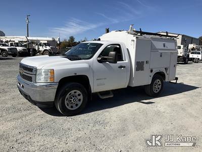 2014 Chevrolet Silverado 3500HD Enclosed Service Truck